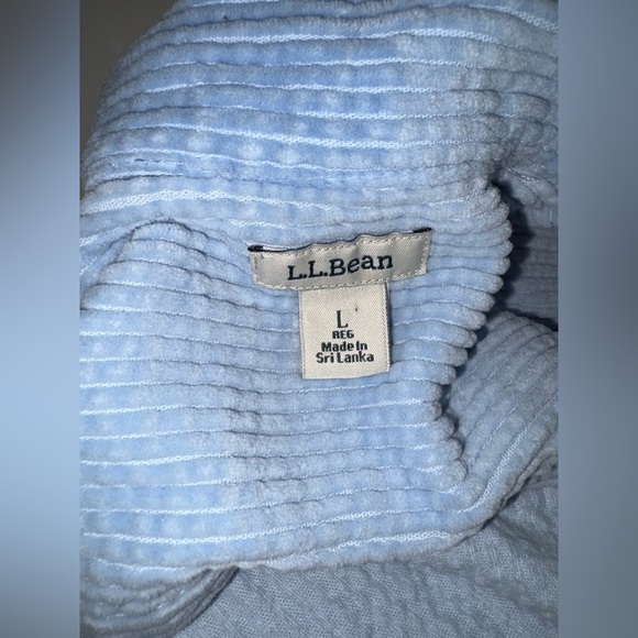 L.L. Bean Light Blue Corduroy Long Sleeve Button-up Top - Size L - Picture 5 of 5